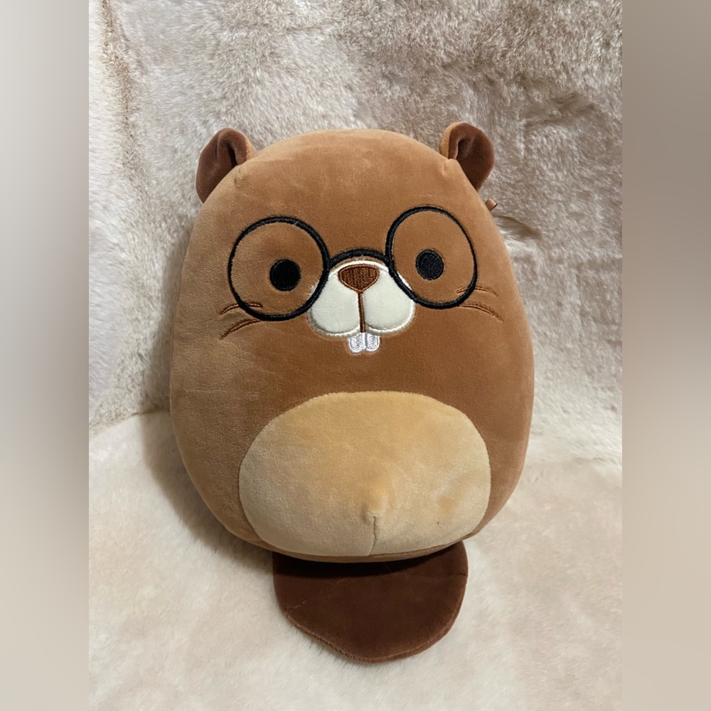 squishmallow beaver toy